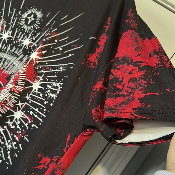 SHEIN Black and Red Short Sleeve Tee with Mystical Design - Picture 7 of 8